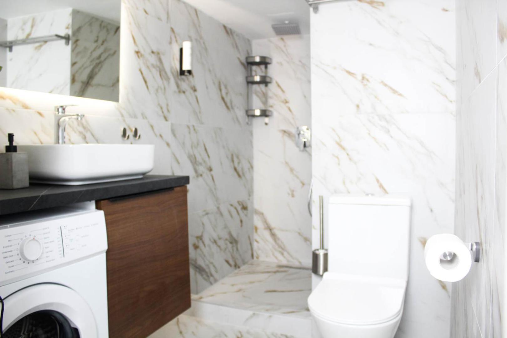 Down Town Luxurious Apartments 6 알렉산드로폴리스 외부 사진
