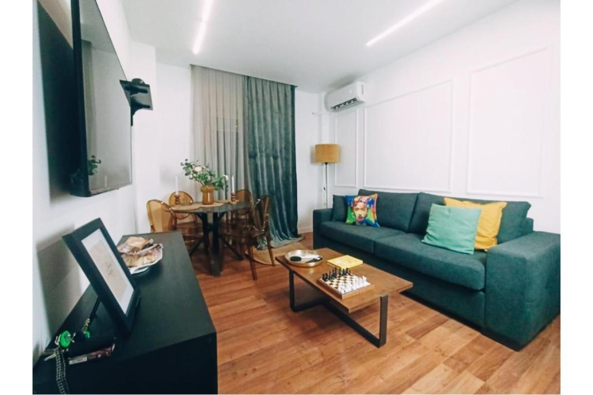 Down Town Luxurious Apartments 6 알렉산드로폴리스 외부 사진